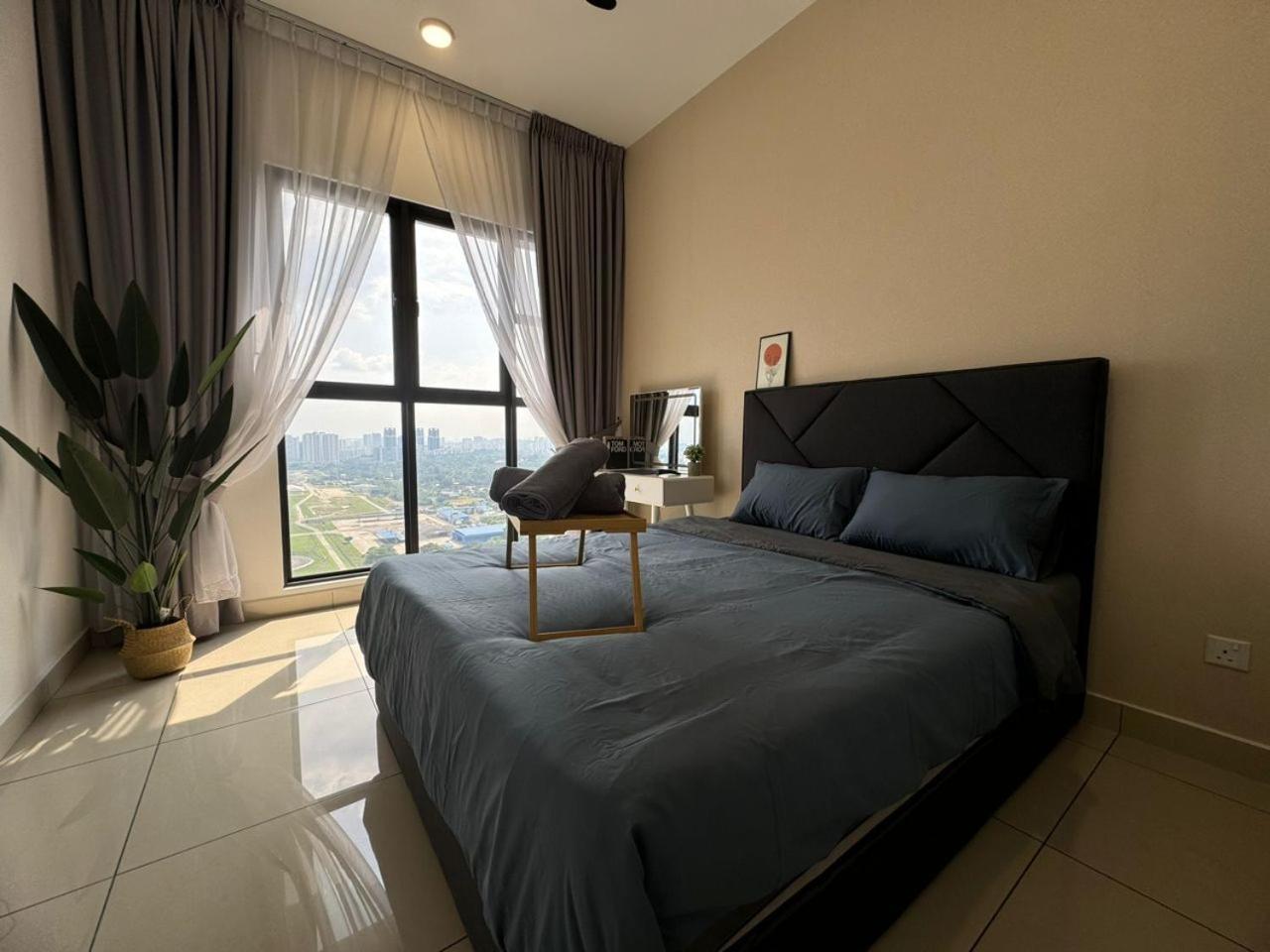Trion Kl, Jalan Chan Sow Lin, By One * Kuala Lumpur