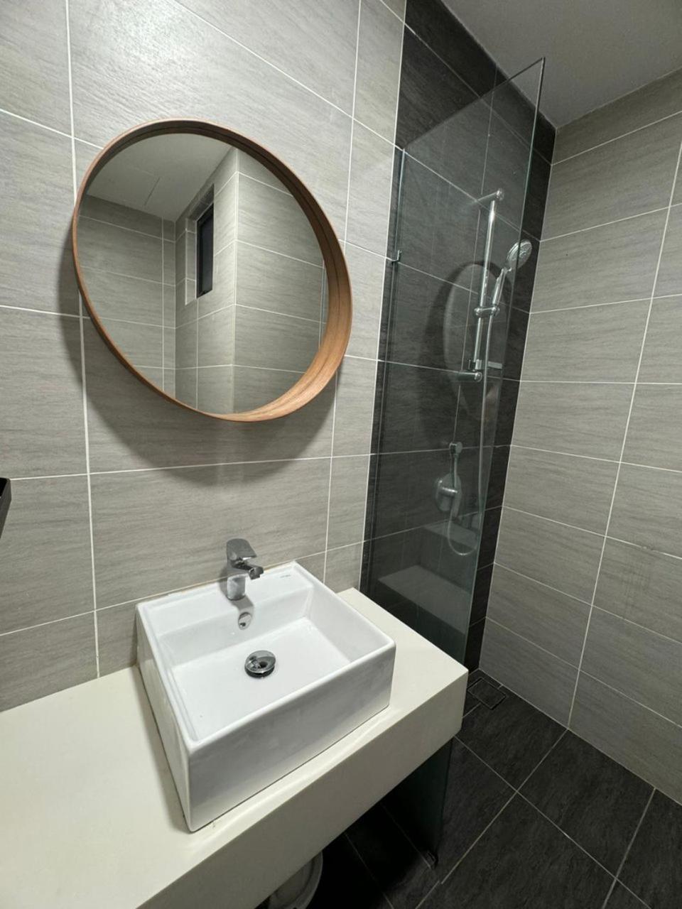 Trion Kl, Jalan Chan Sow Lin, By One Apartment *