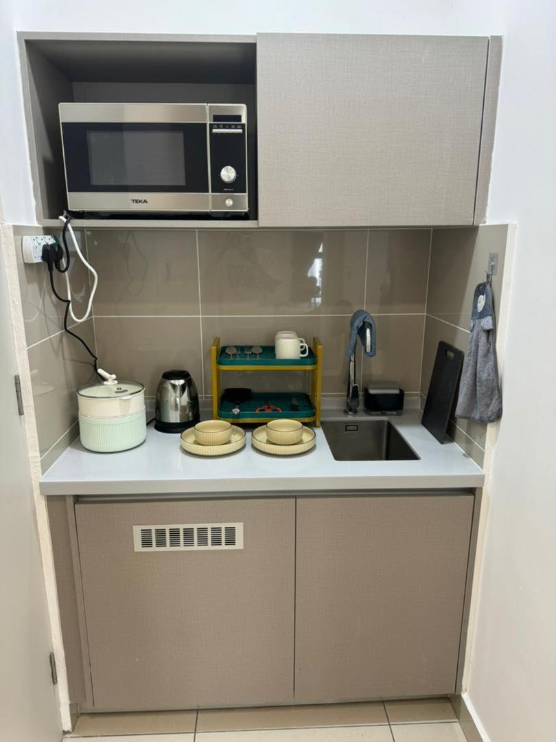 Apartment Trion Kl, Jalan Chan Sow Lin, By One Kuala Lumpur